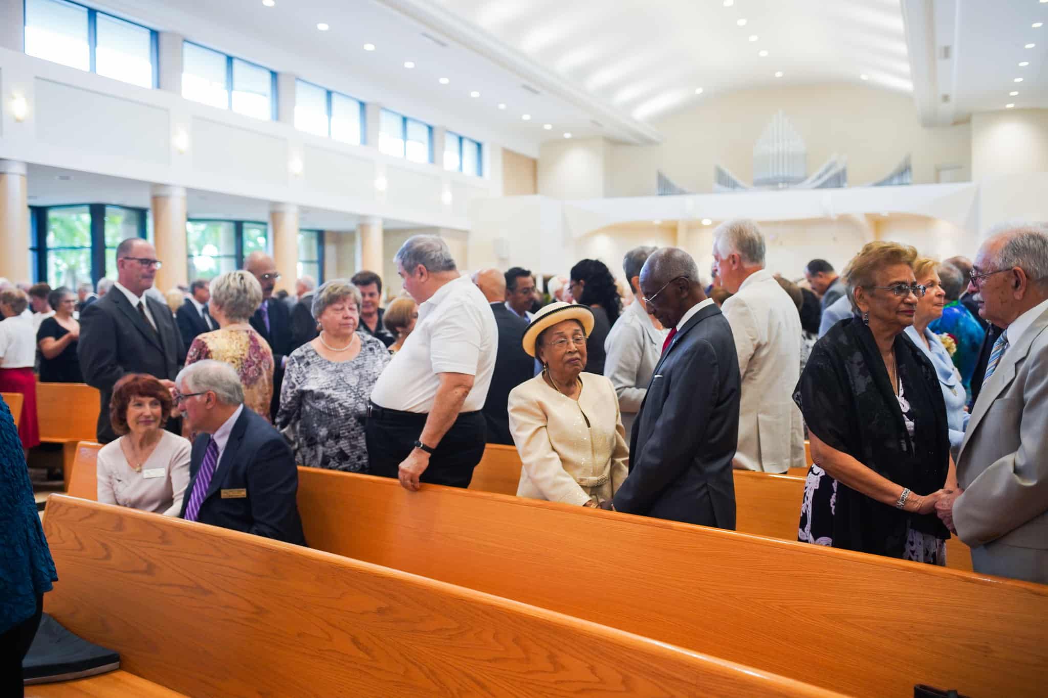 Married Couples Renew their Sacramental Love